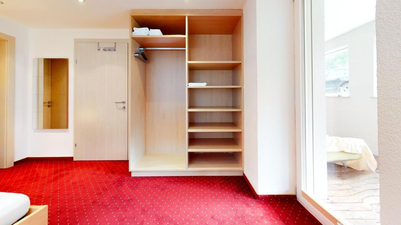 Haus Isabella Apartments - Oetz Eksteriør bilde